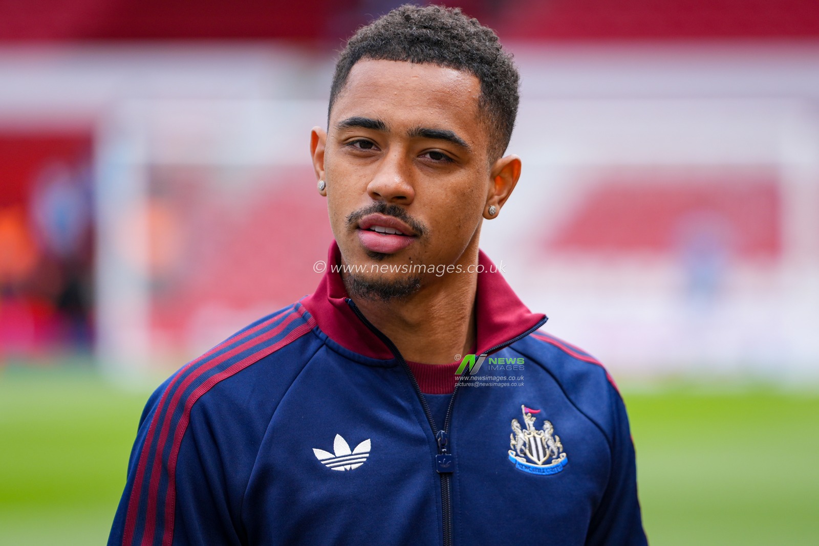 Jacob Ramsey of Newcastle United inspects the pitch prior to kick off during the Premier League match Nottingham Forest vs Newcastle Untied at City Ground, Nottingham, United Kingdom on 10 May 2026

(Photo by Maynard Manyowa/News Images)