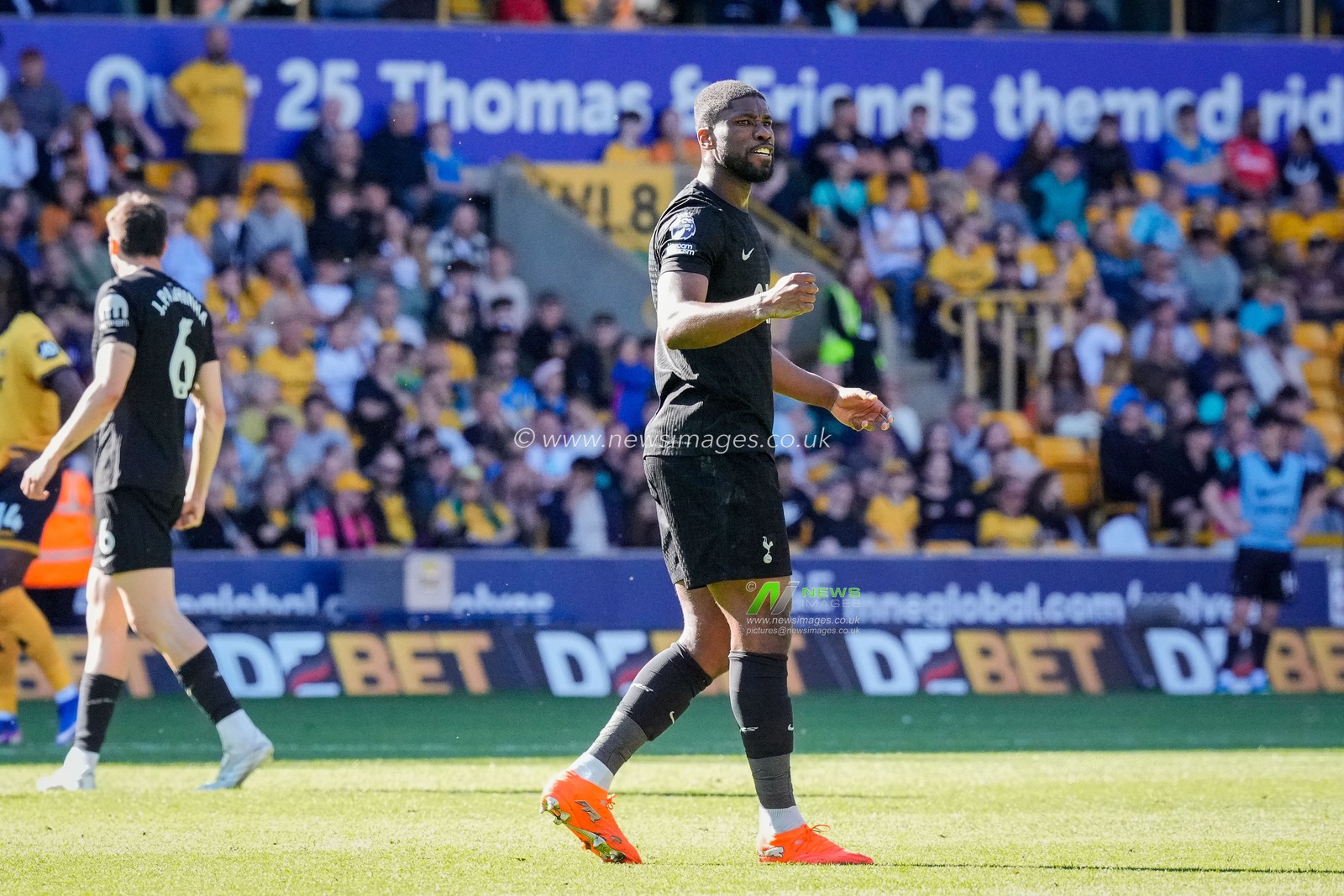 Kevin Danso of Tottenham Hotspur  celebrates Joao Palhinha of Tottenham Hotspur scoring a goal to make it 0-1  during the Premier League match Wolverhampton Wanderers vs Tottenham Hotspur at Molineux, Wolverhampton, United Kingdom on 25 April 2026

(Photo by Maynard Manyowa/News Images)
