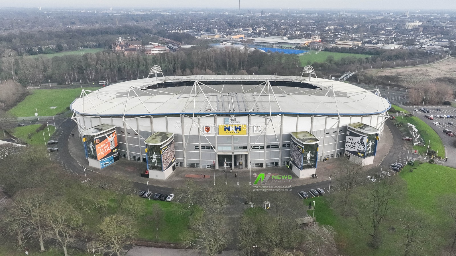 An aerial view of the MKM Stadium during the Sky Bet Championship match Hull City vs Leeds United at MKM Stadium, Hull, United Kingdom, 4th January 2025

(Photo by Mark Cosgrove/News Images)