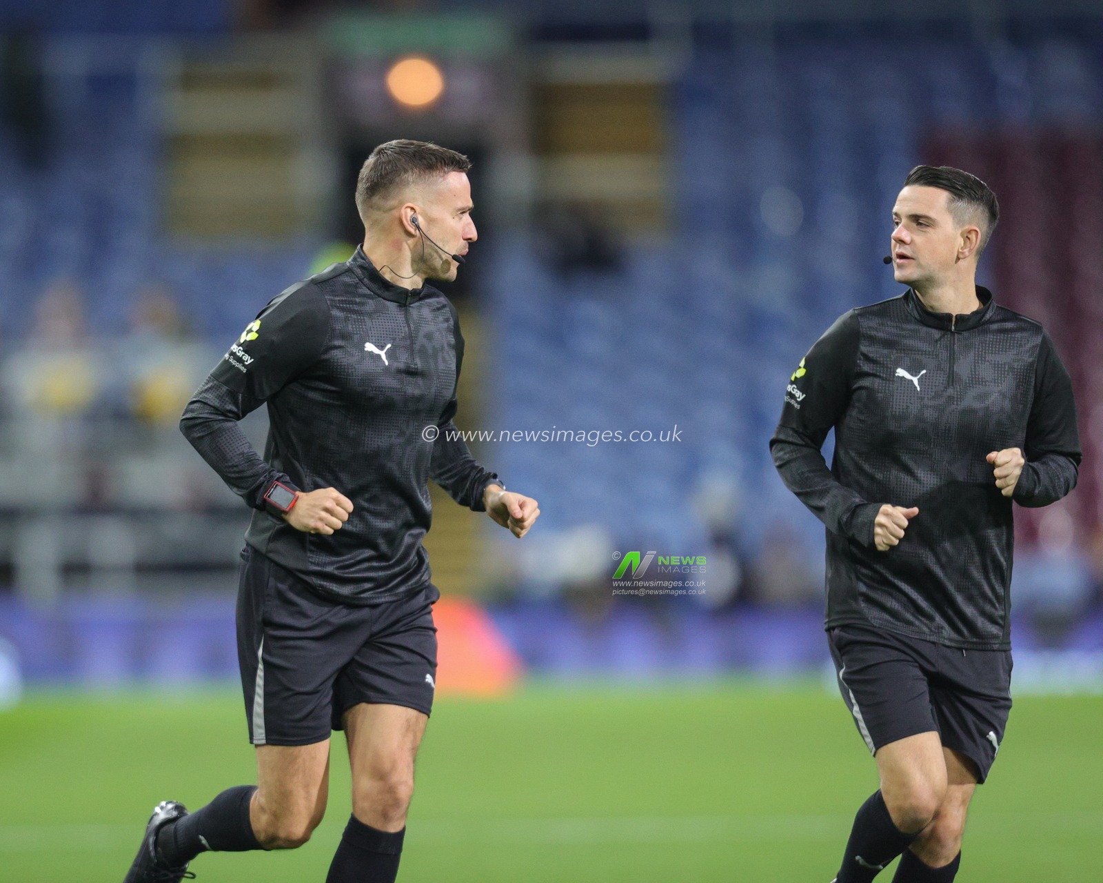 referee Thomas Kirk in the pregame warmup session during the Premier League match Burnley vs Crystal Palace at Turf Moor, Burnley, United Kingdom, 3rd December 2025

(Photo by Richard Bierton/News Images)

*** GER AUT SUI OUT ***