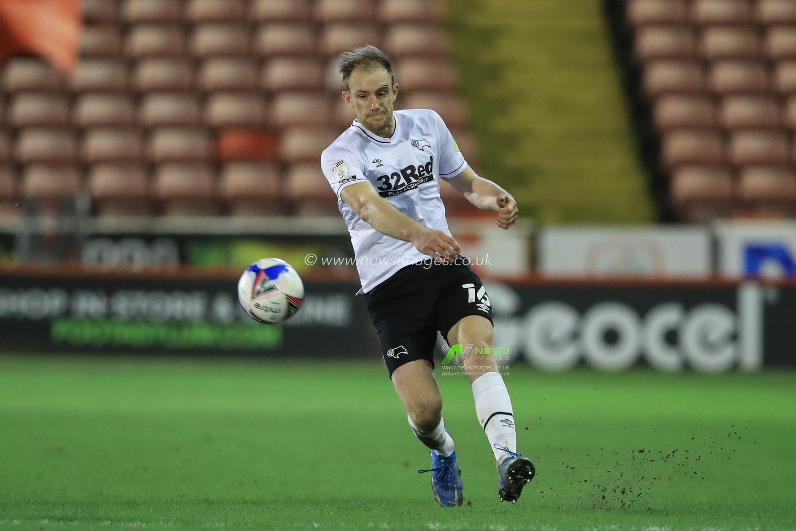 Matthew Clarke #16 of Derby County kicks the ball up field