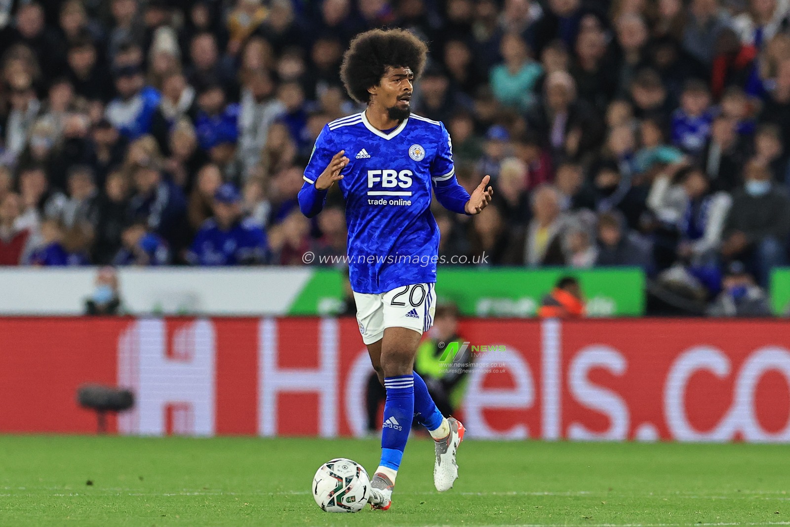 Hamza Choudhury #20 of Leicester City looks for a pass