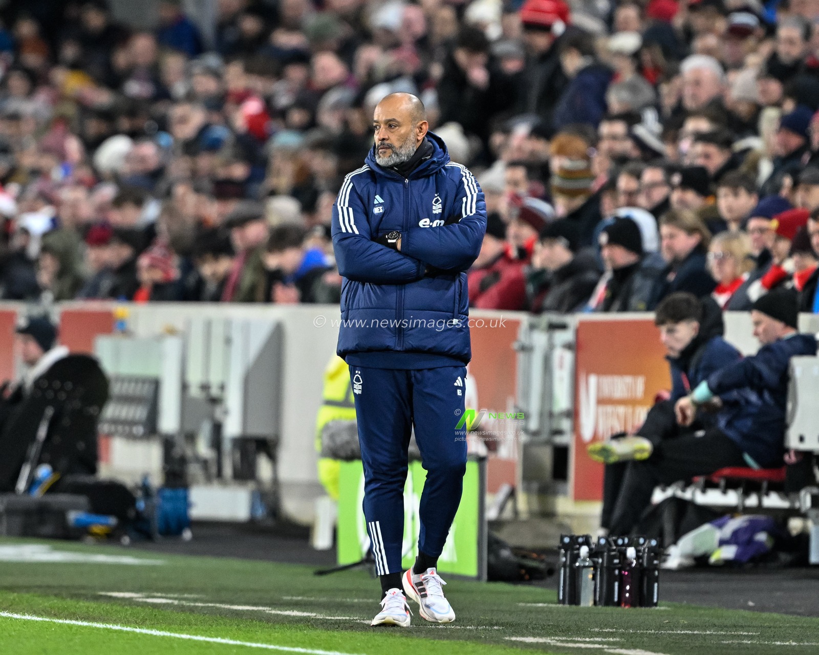 Nuno EspÃ­rito Santo manager of Nottingham Forest looks on during the Premier League match Brentford vs Nottingham Forest at The Gtech Community Stadium, London, United Kingdom, 20th January 2024

(Photo by Cody Froggatt/News Images)