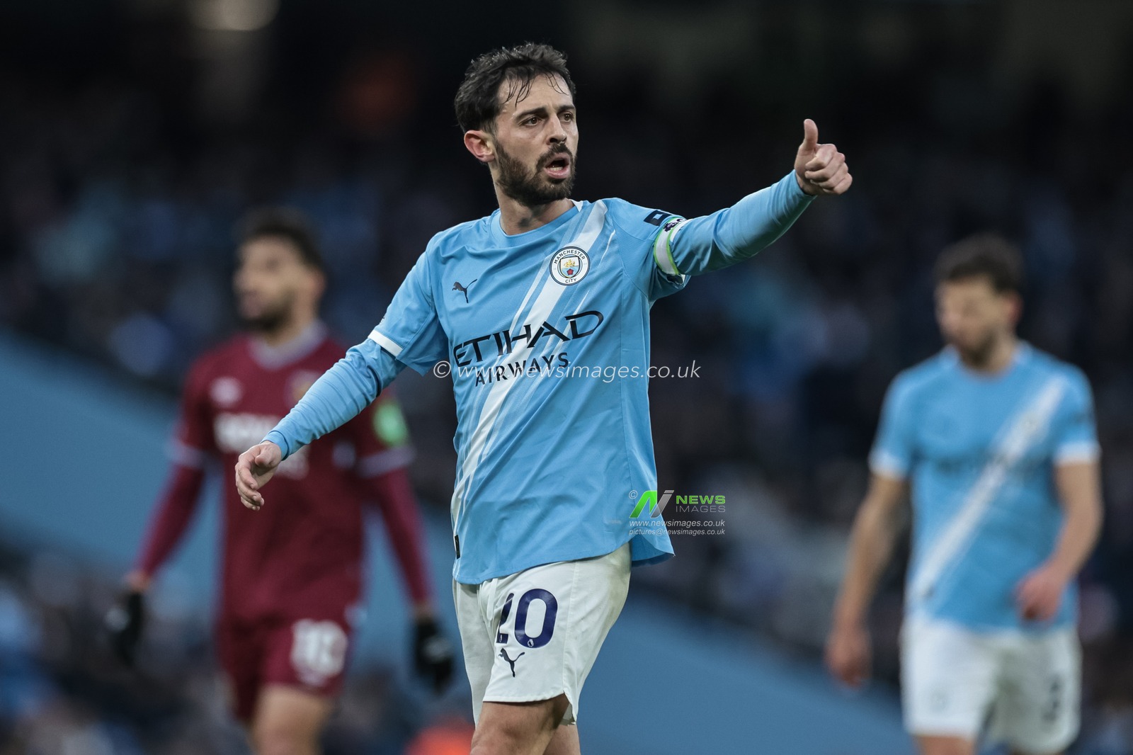 Bernardo Silva of Manchester City reacts during the Premier League match Manchester City vs West Ham United at Etihad Stadium, Manchester, United Kingdom, 20th December 2025

(Photo by Mark Cosgrove/News Images)

*** GER AUT SUI OUT ***