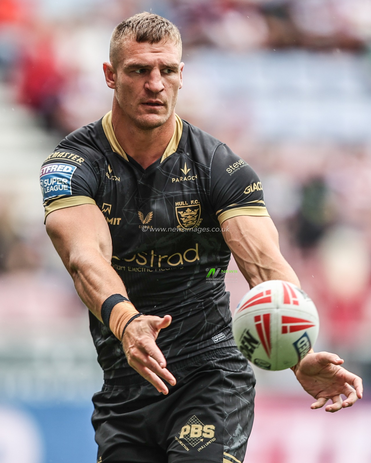Jed Cartwright of Hull FC during pre-game warm up during the Betfred Super League Round 19 match Wigan Warriors vs Hull FC at The Brick Community Stadium, Wigan, United Kingdom, 19th July 2025

(Photo by Alfie Cosgrove/News Images)