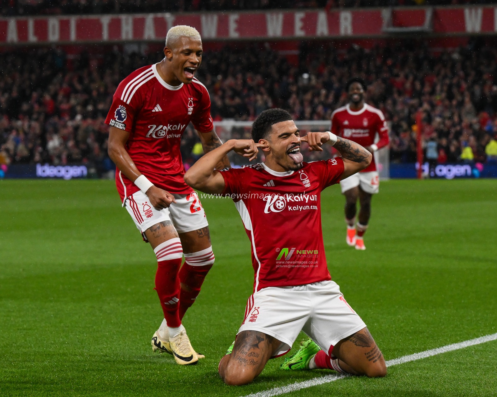 Morgan Gibbs-White of Nottingham Forest celebrates his goal to make it 2-0 during the Premier League match Nottingham Forest vs Fulham at City Ground, Nottingham, United Kingdom, 2nd April 2024

(Photo by Craig Thomas/News Images)