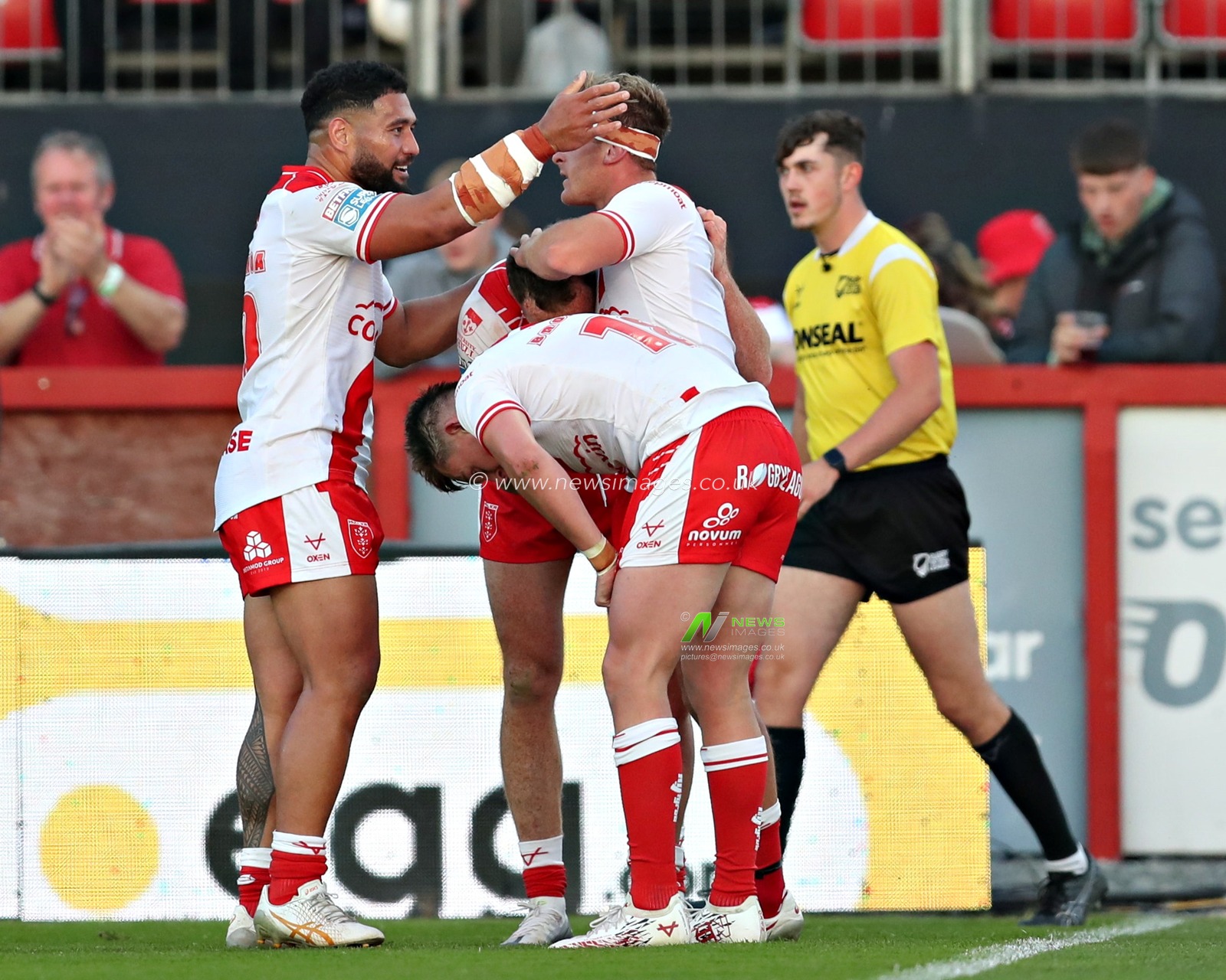 Jack Broadbent of Hull KR celebrates scoring his second try during the Betfred Super League Round 13 match Hull KR vs St Helens at Sewell Group Craven Park, Kingston upon Hull, United Kingdom, 30th May 2025(Photo by Sam Eaden/News Images)