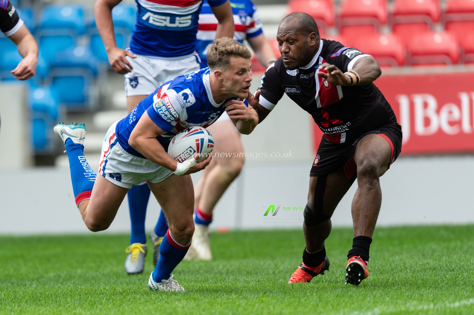 16th June 2019 ,  AJ Bell Stadium, Salford, England;  Betfred Super League, Round 18, Salford Red Devils vs Wakefield Trintiny ; Jacob Miller of Wakefield Trinity scores a try

Credit: Richard Long/News Images