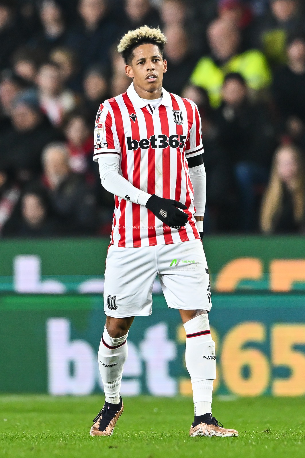 AndrÃ© Vidigal #7 of Stoke City during the Sky Bet Championship match Stoke City vs Leeds United at Bet365 Stadium, Stoke-on-Trent, United Kingdom, 25th October 2023

(Photo by Craig Thomas/News Images)