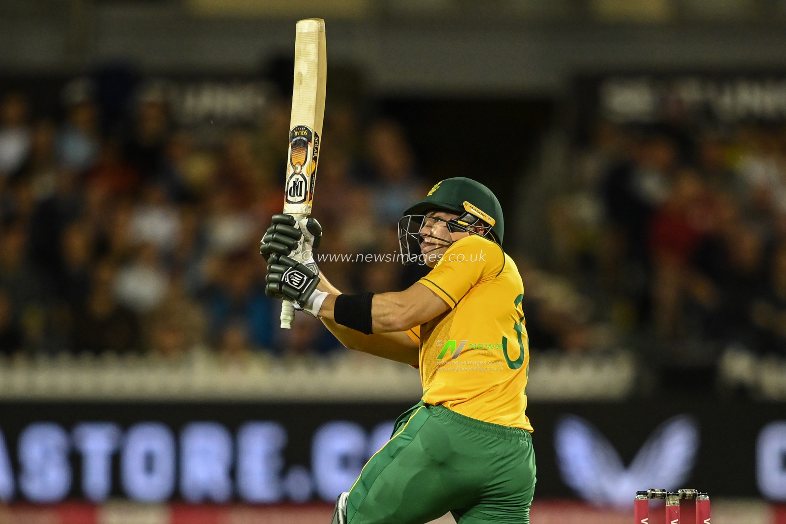 Tristan Stubbs of South Africa hits a huge six (6)