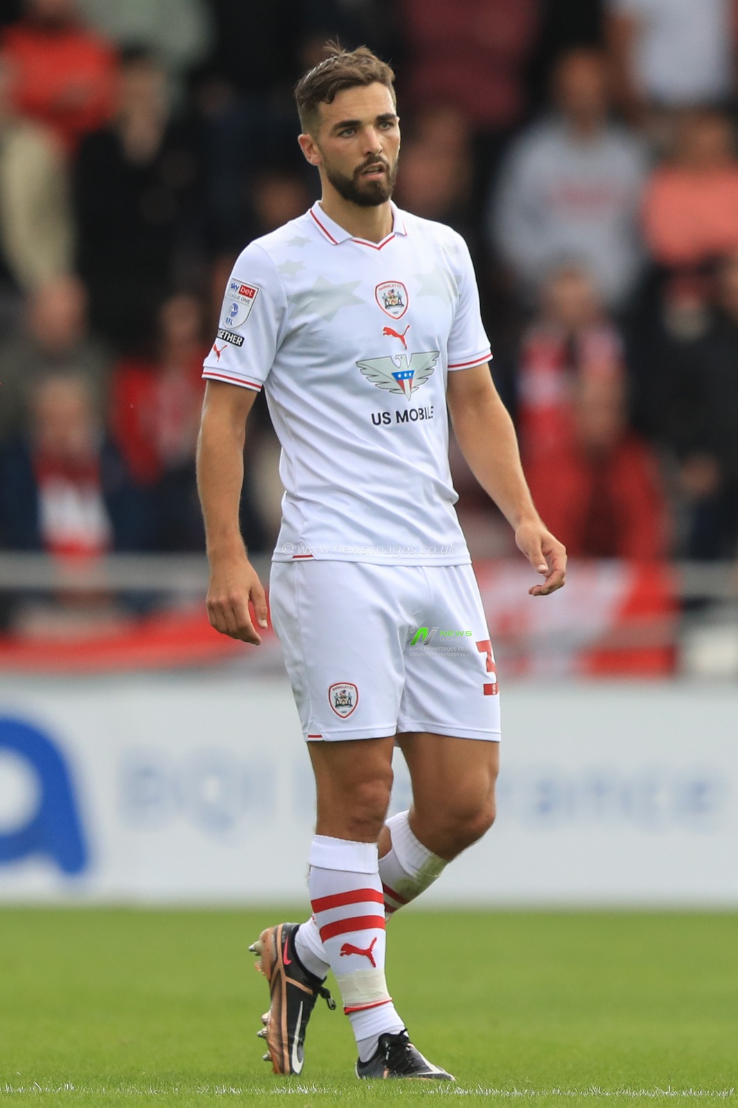 Adam Phillips #30 of Barnsley during the Sky Bet League 1 match Northampton Town vs Barnsley at Sixfields Stadium, Northampton, United Kingdom, 23rd September 2023

(Photo by Alfie Cosgrove/News Images)