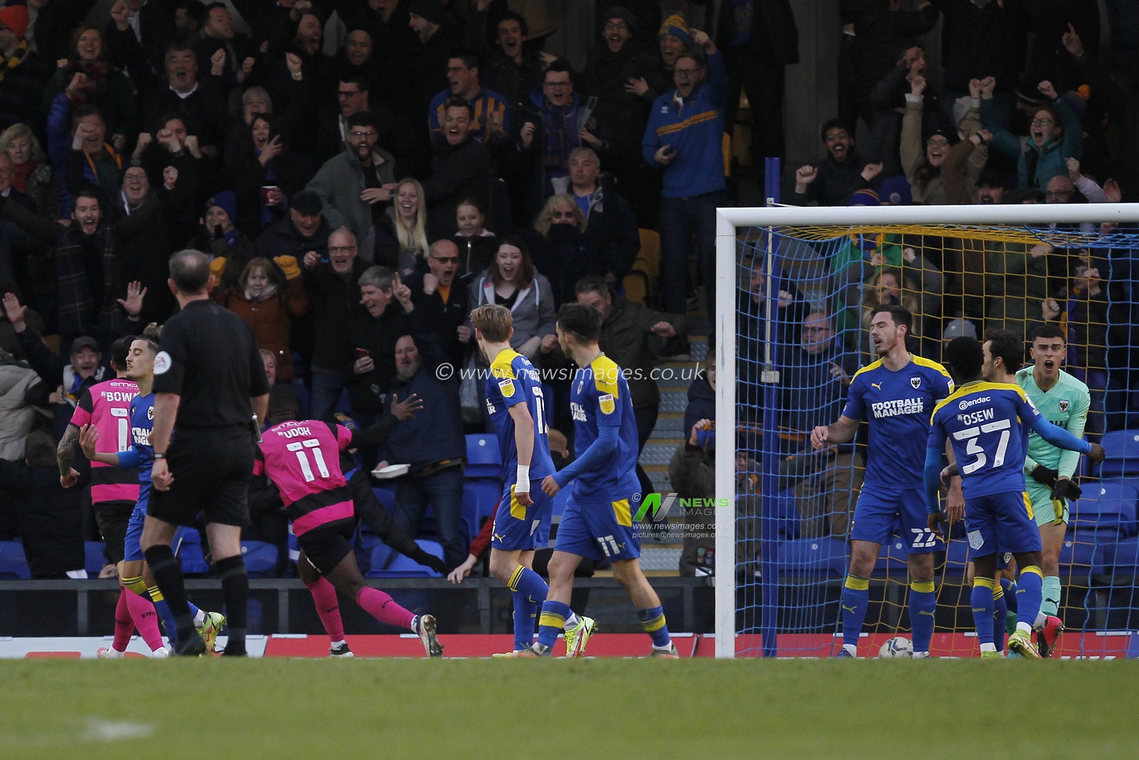 GOAL: Daniel Udoh #11 of Shrewsbury Town levels the scores