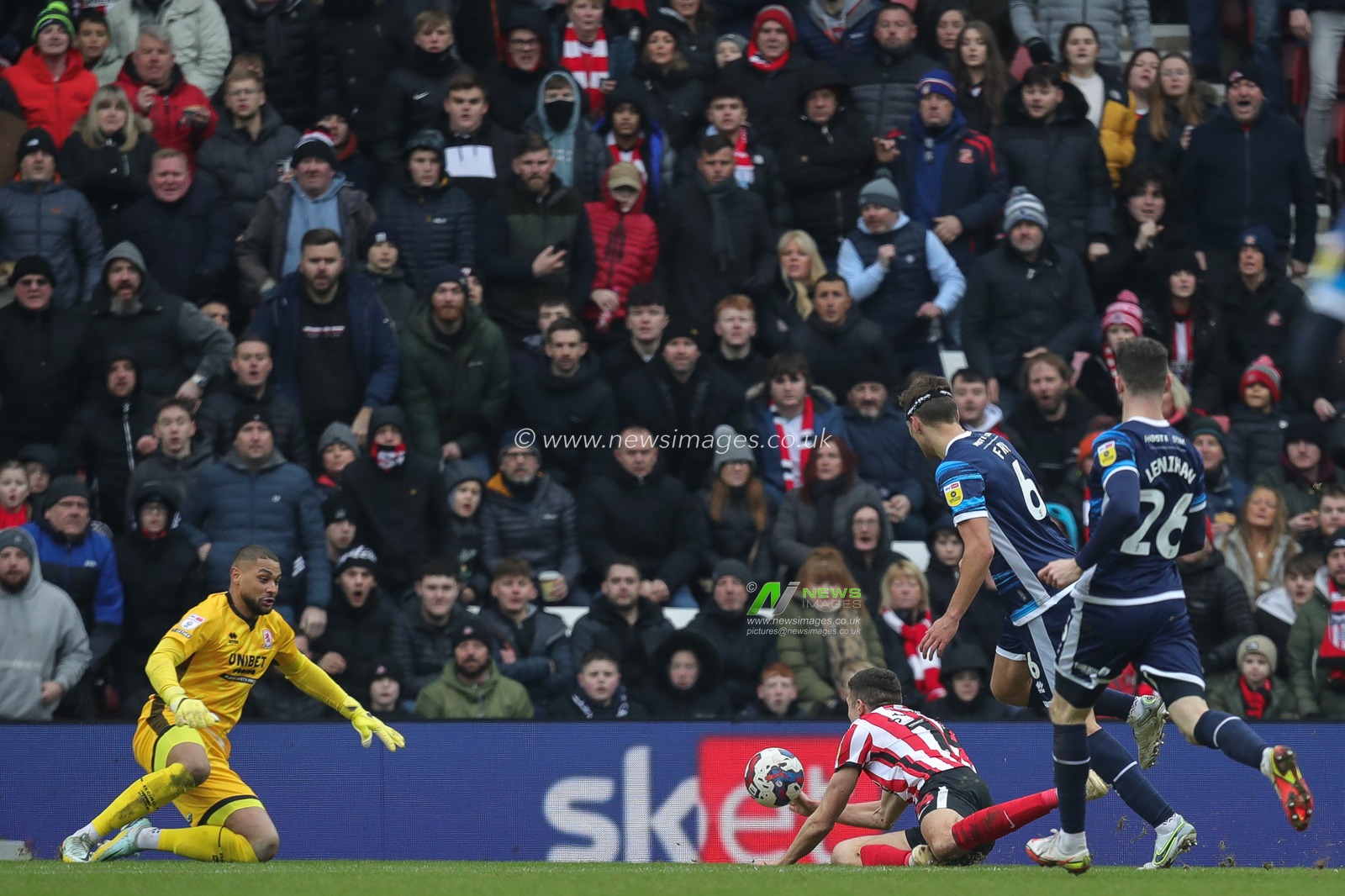 Dael Fry #6 of Middlesbrough fouls Ross Stewart #14 of Sunderland inside the penalty area resulting in a red card and a penalty awarded to Sunderland during the Sky Bet Championship match Sunderland vs Middlesbrough at Stadium Of Light, Sunderland, United Kingdom, 22nd January 2023

(Photo by James Heaton/News Images)