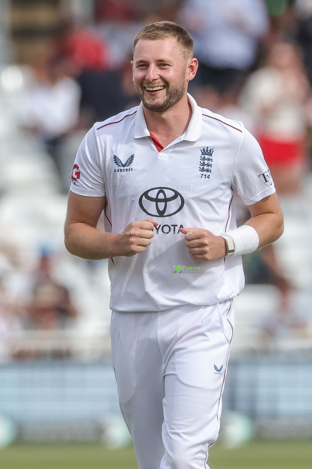 Gus Atkinson of England celebrates the wicket of  Henry Nicholls of New Zealand during the 3rd Rothesay Test Match Day 3 match England vs New Zealand at Trent Bridge, Nottingham, United Kingdom on 27 June 2026

(Photo by Mark Cosgrove/News Images)