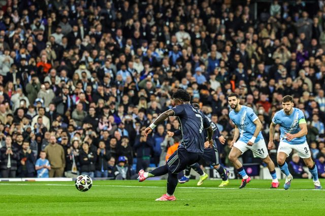Vinicius Junior of Real Madrid scores a penalty to make it 0-1 (0-4) during the UEFA Champions League last 16 second leg match Manchester City vs Real Madrid at The City of Manchester Stadium, Manchester, United Kingdom on 17 March 2026

(Photo by Mark Cosgrove/News Images)