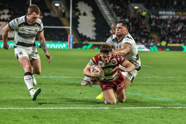 Betfred Super League Round 2 Hull FC v Wigan Warriors