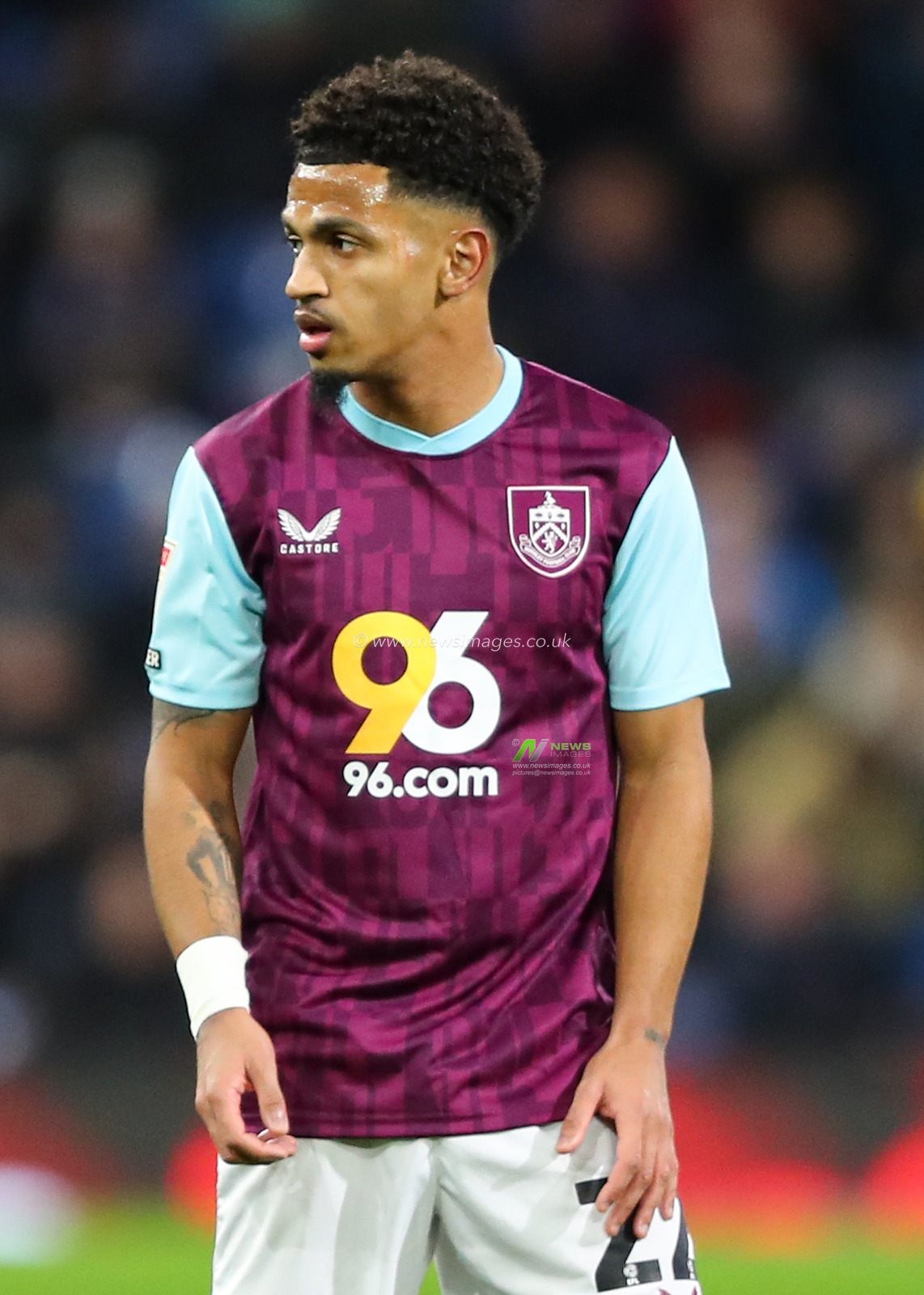 Marcus Edwards of Burnley during the Sky Bet Championship match Burnley vs Sheffield Wednesday at Turf Moor, Burnley, United Kingdom, 21st February 2025

(Photo by Jorge Horsted/News Images)