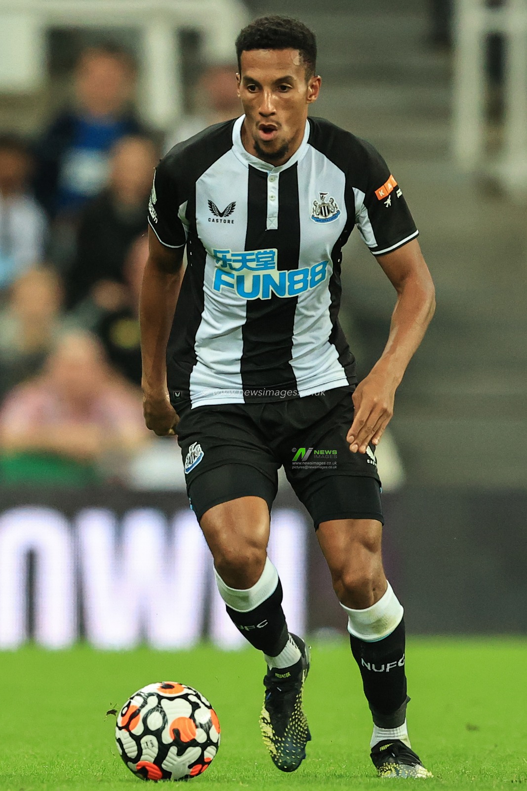 Jamaal Lascelles #6 of Newcastle United in action during the game