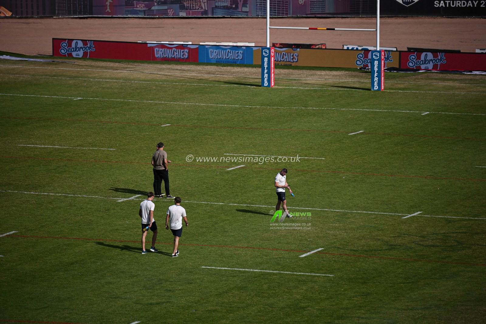 Players of Warrington Wolves arrive prior to the Betfred Super League round 22 match Bradford Bulls vs Warrington Wolves at Odsal Stadium, Bradford, United Kingdom on 08 August 2026

(Photo by Ben Roberts/News Images)