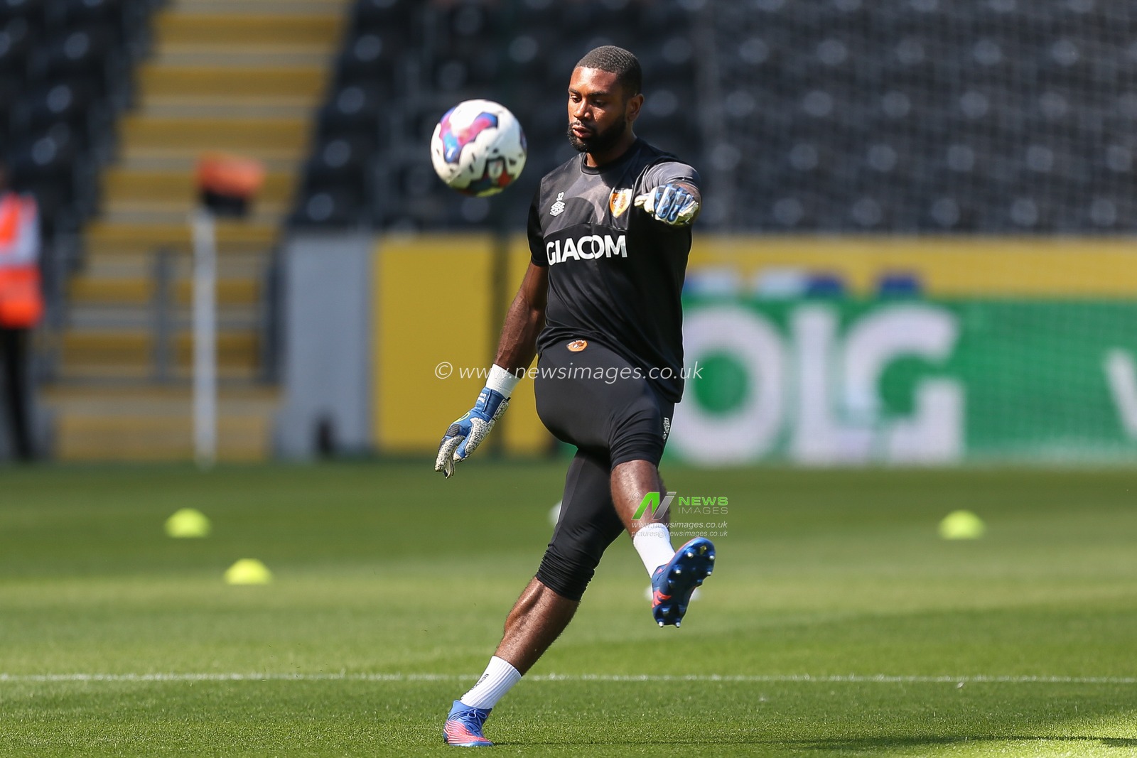 ThimothÃ©e Lo-Tutala #32 of Hull City during the pre-game warmup