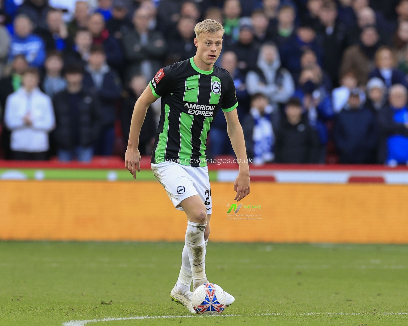 Jan Paul van Hecke of Brighton & Hove Albion controls the ball during the Emirates FA Cup Fourth Round match Sheffield United vs Brighton and Hove Albion at Bramall Lane, Sheffield, United Kingdom, 27th January 2024

(Photo by Conor Molloy/News Images)