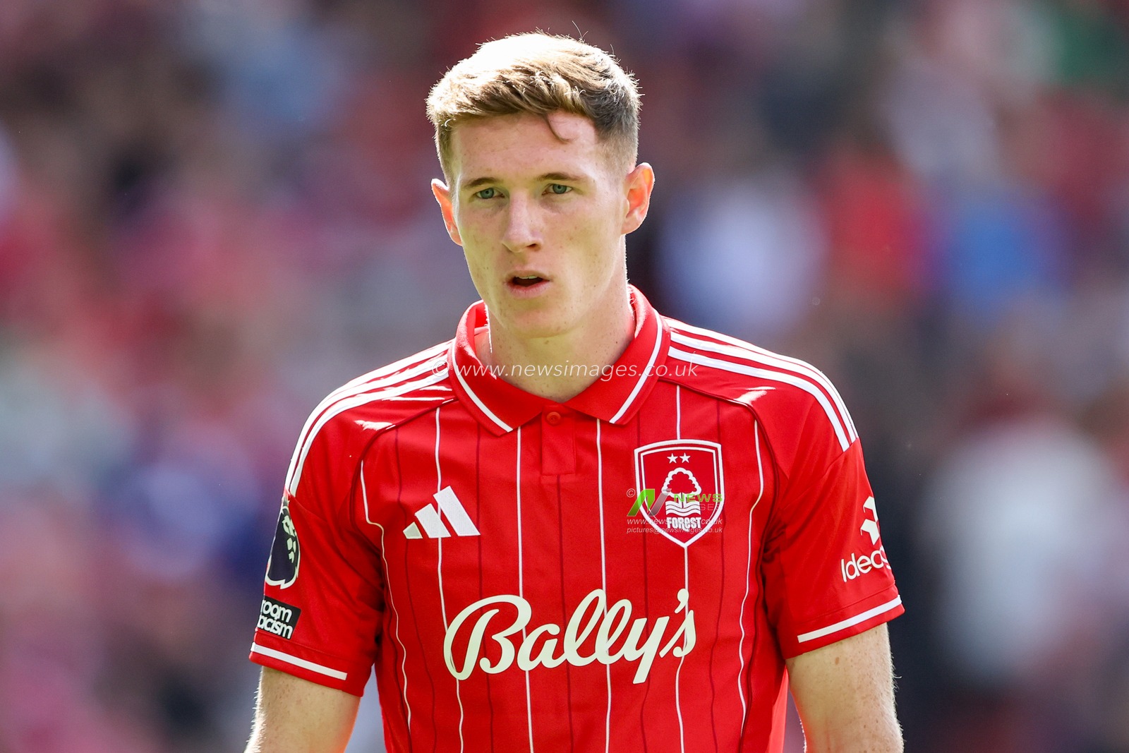 Elliot Anderson of Nottingham Forest looks on during the Premier League match Nottingham Forest vs West Ham United at City Ground, Nottingham, United Kingdom, 31st August 2025

(Photo by Alfie Cosgrove/News Images)