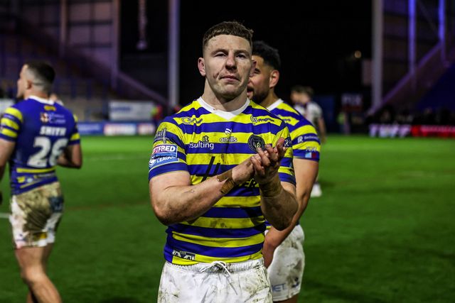 George Williams of Warrington Wolves applauds the fans after the game during the Betfred Super League Round 3 match Warrington Wolves vs Wakefield Trinity at The Halliwell Jones Stadium, Warrington, United Kingdom on 28 February 2026

(Photo by Alfie Cosgrove/News Images)