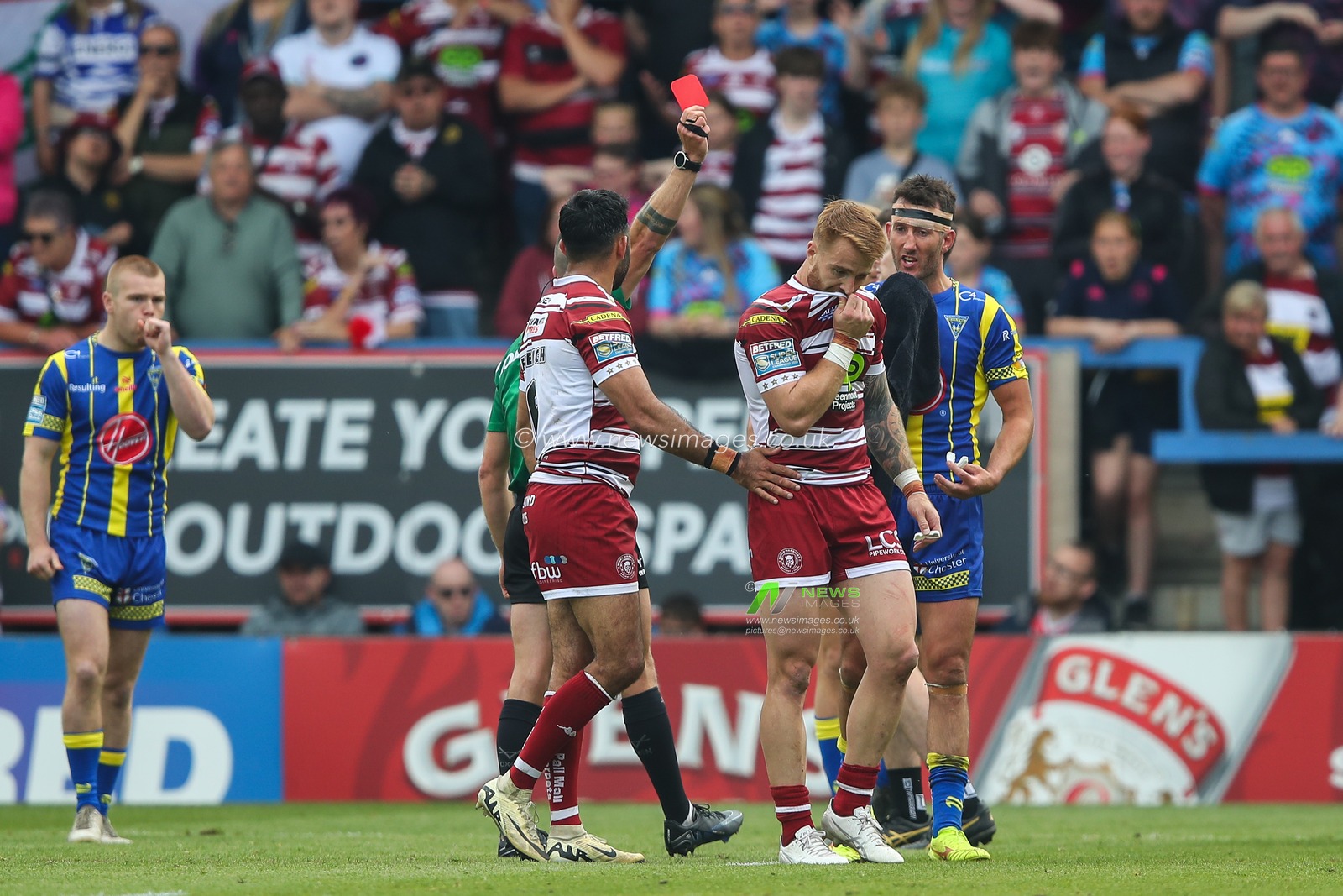 Adam Keighran of Wigan Warriors is shown a red card during the Betfred Super League Round 13 match Warrington Wolves vs Wigan Warriors at Halliwell Jones Stadium, Warrington, United Kingdom, 1st June 2024

(Photo by Gareth Evans/News Images)