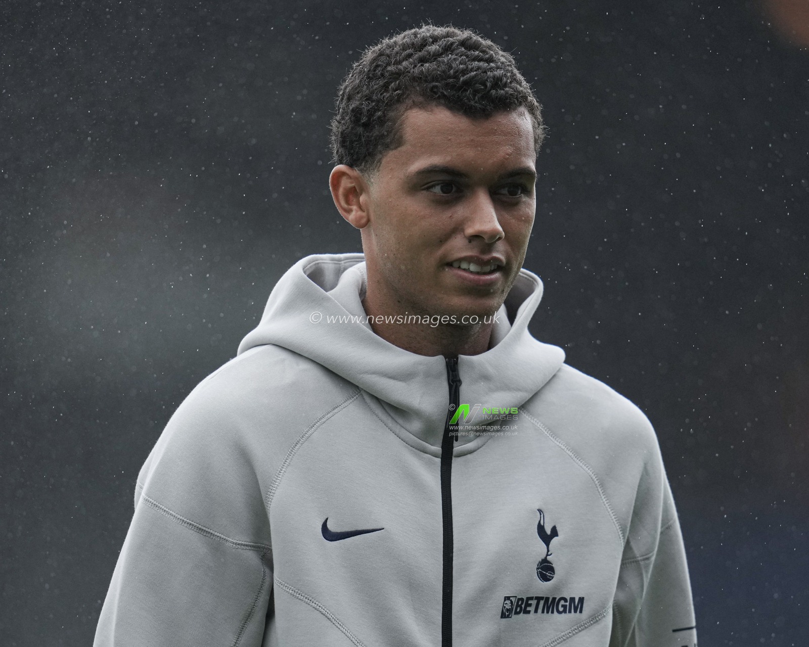 Brennan Johnson of Tottenham Hotspur ahead of the Pre-season friendly match Luton Town vs Tottenham Hotspur at Kenilworth Road, Luton, United Kingdom, 26th July 2025

(Photo by Harvey Murphy/News Images)