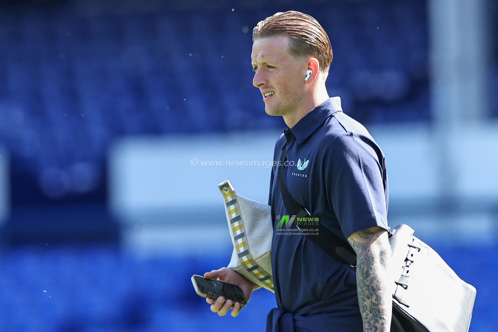 Jordan Pickford of Everton arrives at Goodison Park during the Premier League match Everton vs Southampton at Goodison Park, Liverpool, United Kingdom, 18th May 2025

(Photo by Mark Cosgrove/News Images)