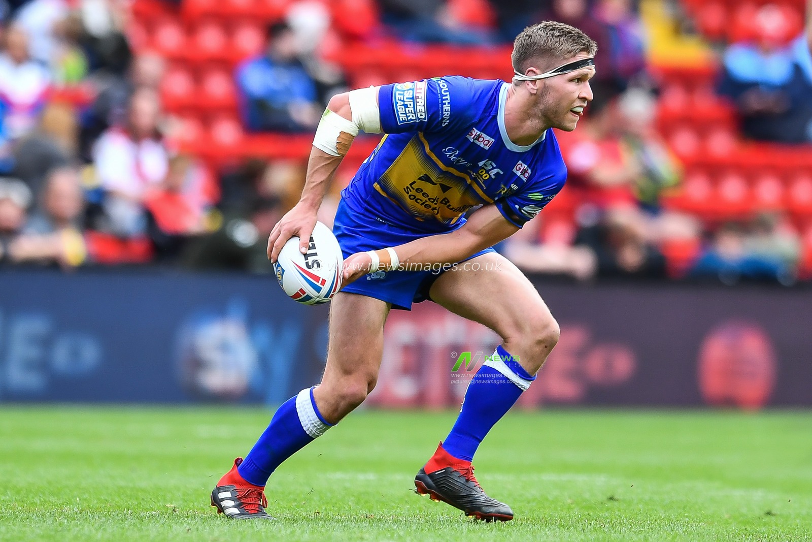 26th May 2019 , Anfield Stadium, Liverpool, England; Dacia Magic Weekend, Betfred Super League Round 16, Leeds Rhinos vs London Broncos ; Matt Parcell (9) of Leeds Rhinos in action 

Credit: Craig Thomas/News Images