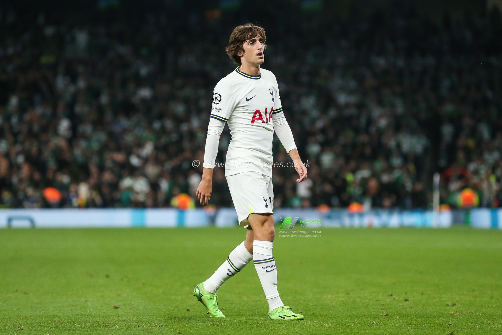 Bryan Gil #11 of Tottenham Hotspur during the UEFA Champions League match Tottenham Hotspur vs Sporting Lisbon at Tottenham Hotspur Stadium, London, United Kingdom, 26th October 2022

(Photo by Arron Gent/News Images)