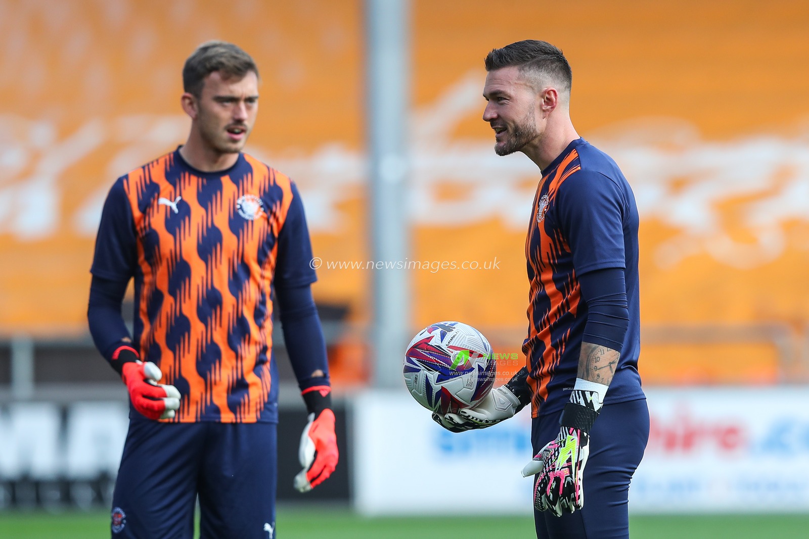 Richard O'Donnell of Blackpool during the pre-game warm up ahead of the Sky Bet League 1 match Blackpool vs Barnsley at Bloomfield Road, Blackpool, United Kingdom, 19th October 2024

(Photo by Gareth Evans/News Images)
