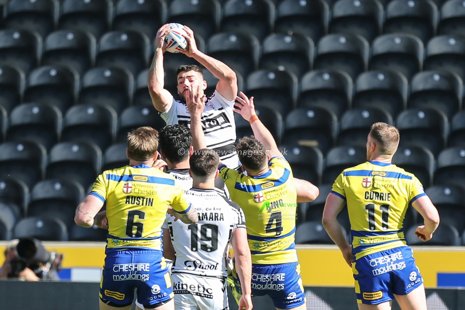 Jake Connor (1) of Hull FC gets up for a high ball