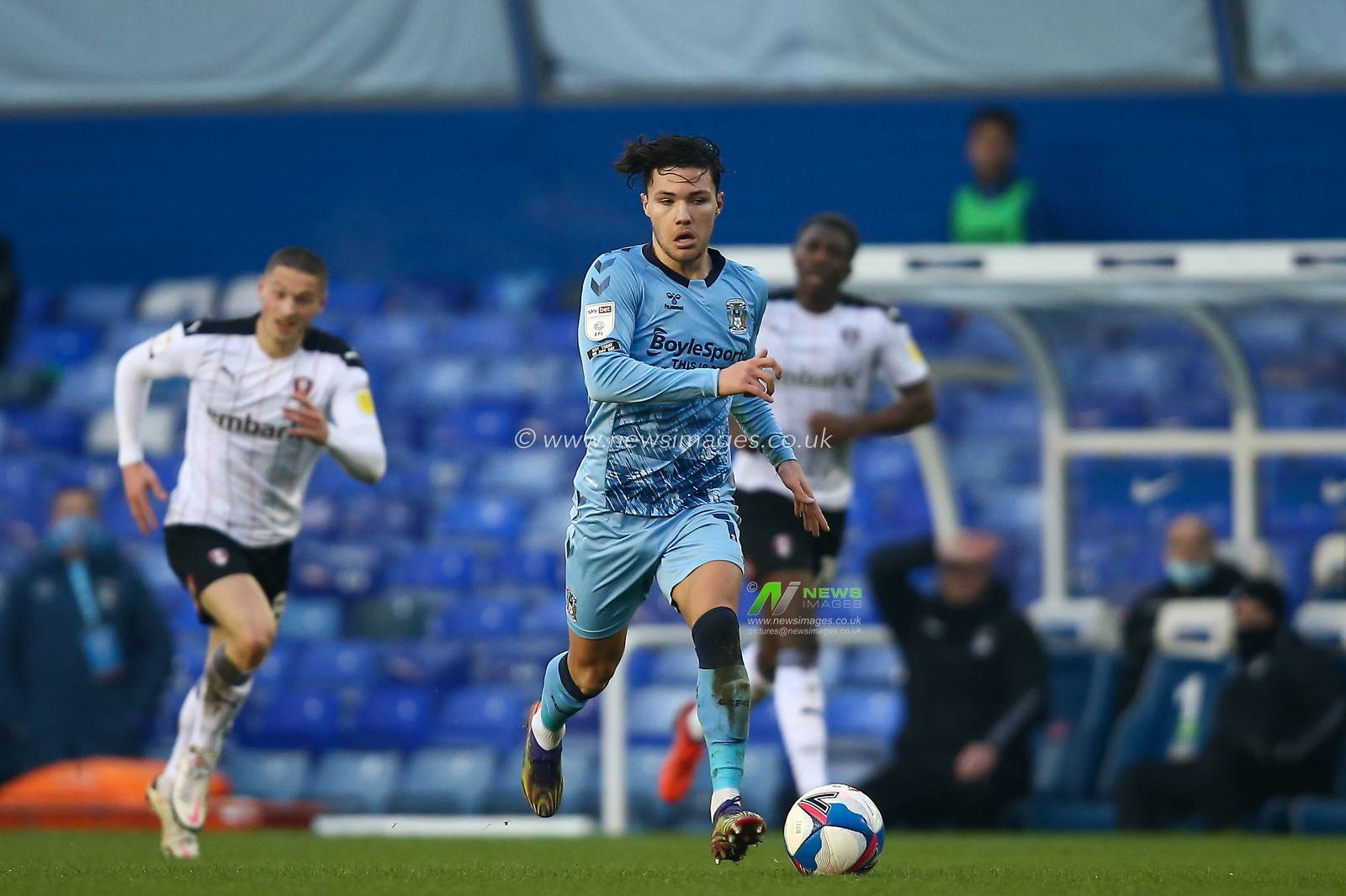 Callum OHare #11 of Coventry City dribbles the ball