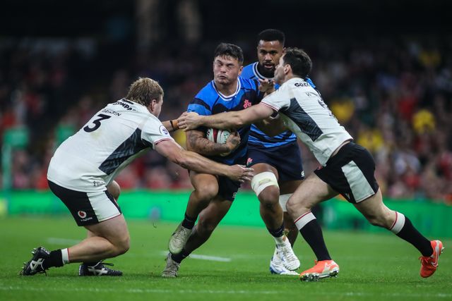 Charlie Lawrence of Japan tries to makes break during the Quilter Nations Series 2025 match Wales vs Japan at Principality Stadium, Cardiff, United Kingdom, 15th November 2025

(Photo by Andrew Lewis/News Images)

*** GER AUT SUI OUT ***
