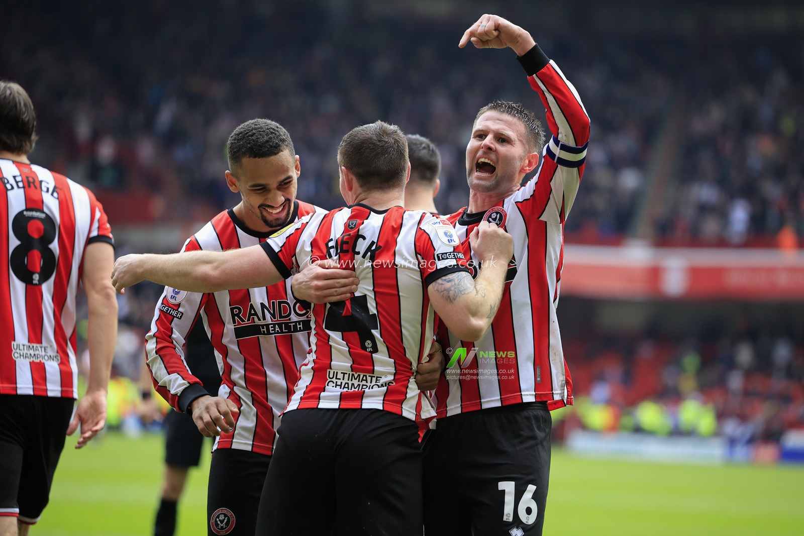 John Fleck #4 of Sheffield United celebrates scoring to make it 2-1 during the Sky Bet Championship match Sheffield United vs Preston North End at Bramall Lane, Sheffield, United Kingdom, 29th April 2023

(Photo by Conor Molloy/News Images)