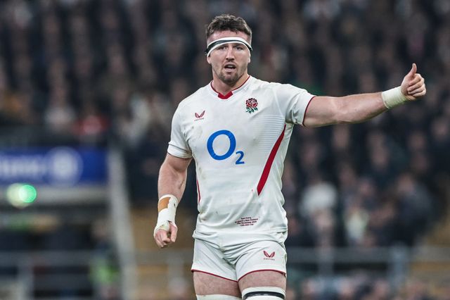 Tom Curry of England reacts during the Quilter Nations Series 2025 match England vs New Zealand at Allianz Stadium, Twickenham, United Kingdom, 15th November 2025

(Photo by Mark Cosgrove/News Images)

*** GER AUT SUI OUT ***
