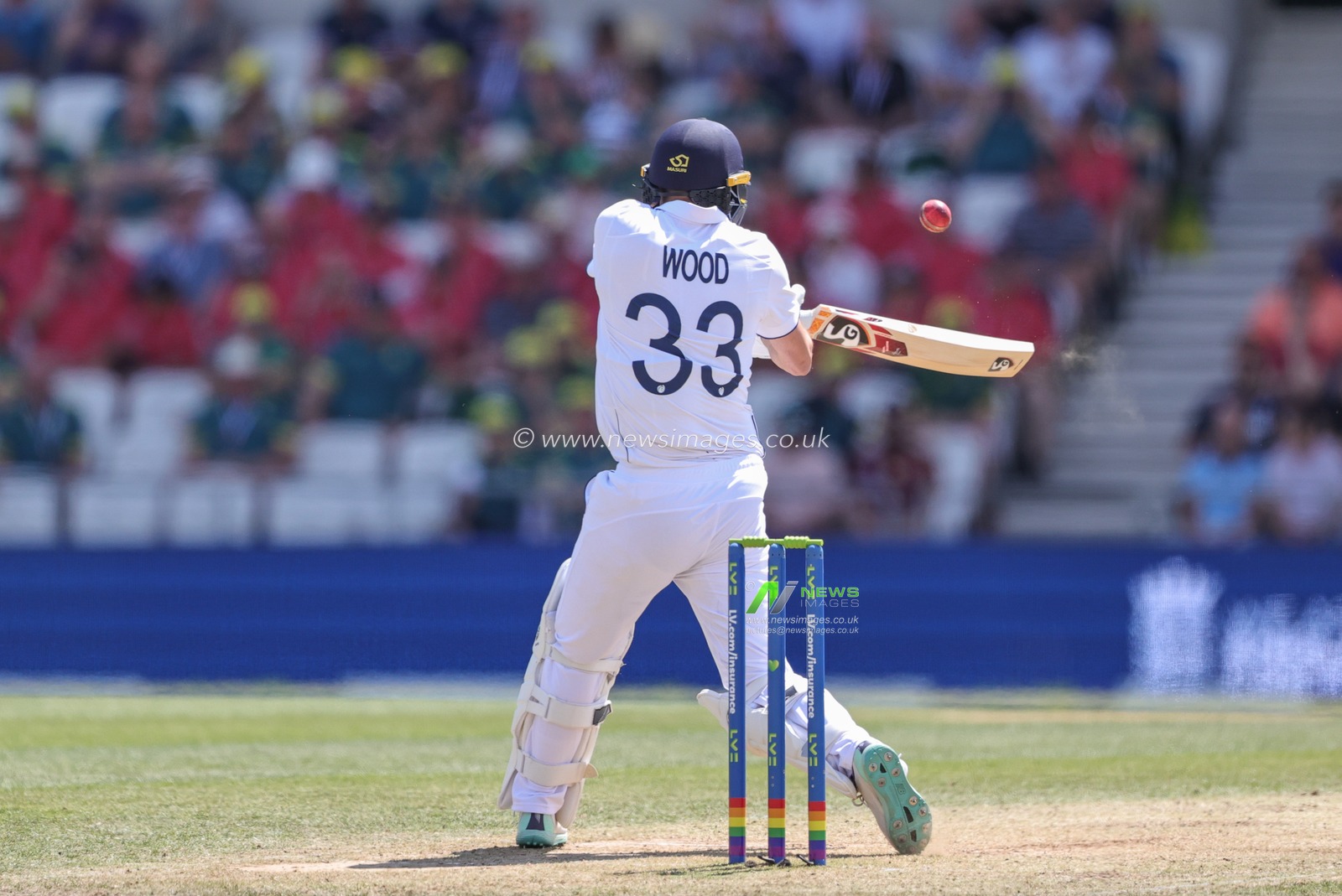 Mark Wood of England hits a six during the LV= Insurance Ashes Third Test Series Day 2 England v Australia at Headingley Stadium, Leeds, United Kingdom, 7th July 2023

(Photo by Mark Cosgrove/News Images)