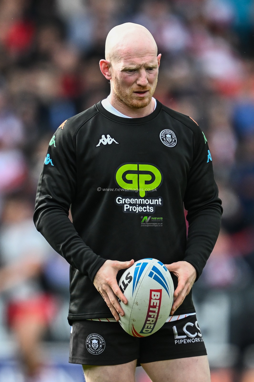 Liam Farrell of Wigan Warriors during pre match warm up ahead of the Betfred Super League Round 6 match St Helens vs Wigan Warriors at Totally Wicked Stadium, St Helens, United Kingdom, 29th March 2024

(Photo by Craig Thomas/News Images)