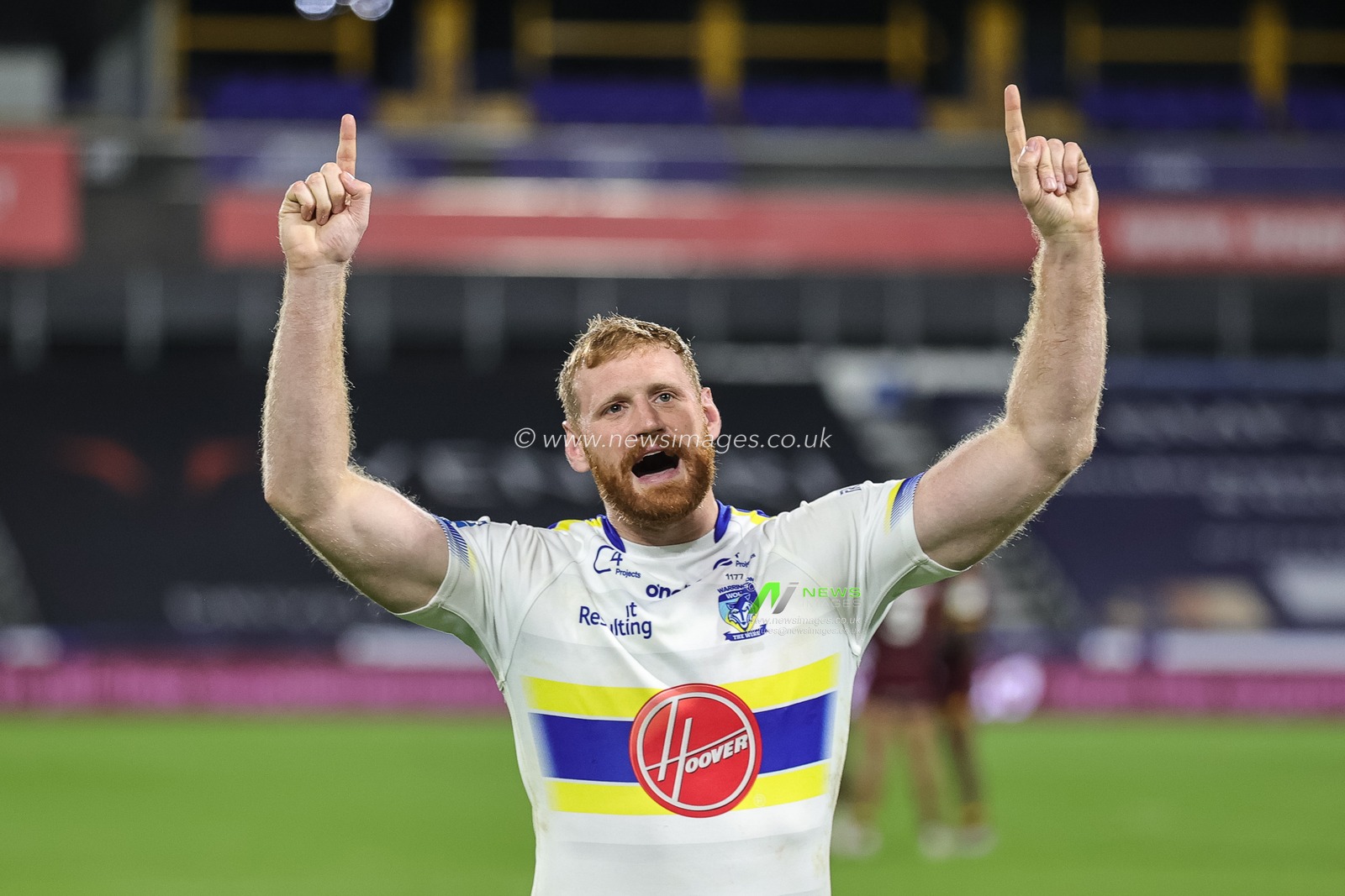 Joe Bullock #19 of Warrington Wolves celebrates the win during the Betfred Super League Round 27 match Huddersfield Giants vs Warrington Wolves at John Smith's Stadium, Huddersfield, United Kingdom, 22nd September 2023

(Photo by Mark Cosgrove/News Images)