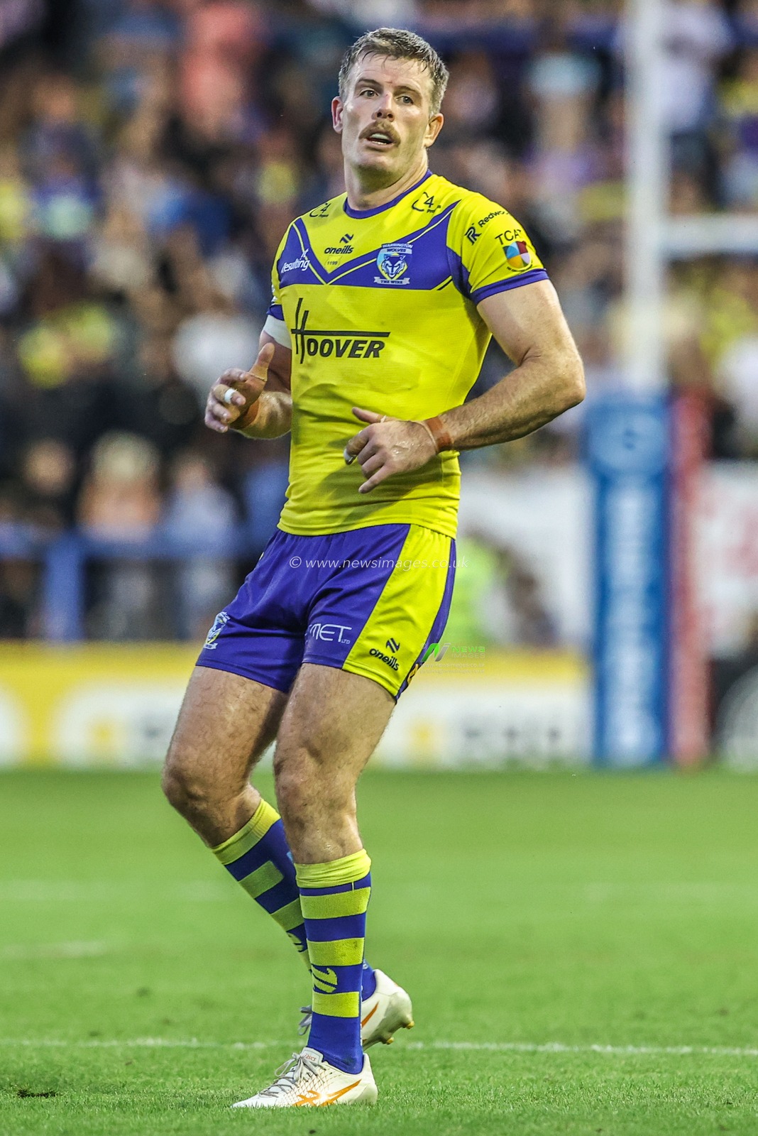 Lachlan Fitzgibbon of Warrington Wolves during the Betfred Super League Round 22 match Warrington Wolves vs Catalans Dragons at Halliwell Jones Stadium, Warrington, United Kingdom, 14th August 2025

(Photo by Alfie Cosgrove/News Images)