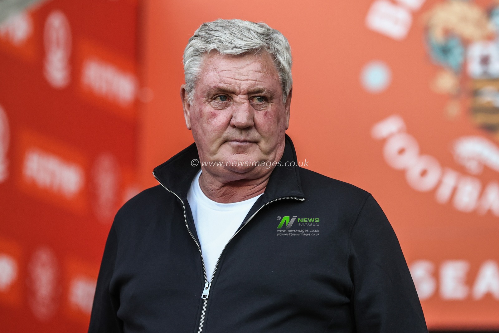 Steve Bruce manager of Blackpool during the Sky Bet League 1 match Blackpool vs Birmingham City at Bloomfield Road, Blackpool, United Kingdom, 30th April 2025

(Photo by Alfie Cosgrove/News Images)