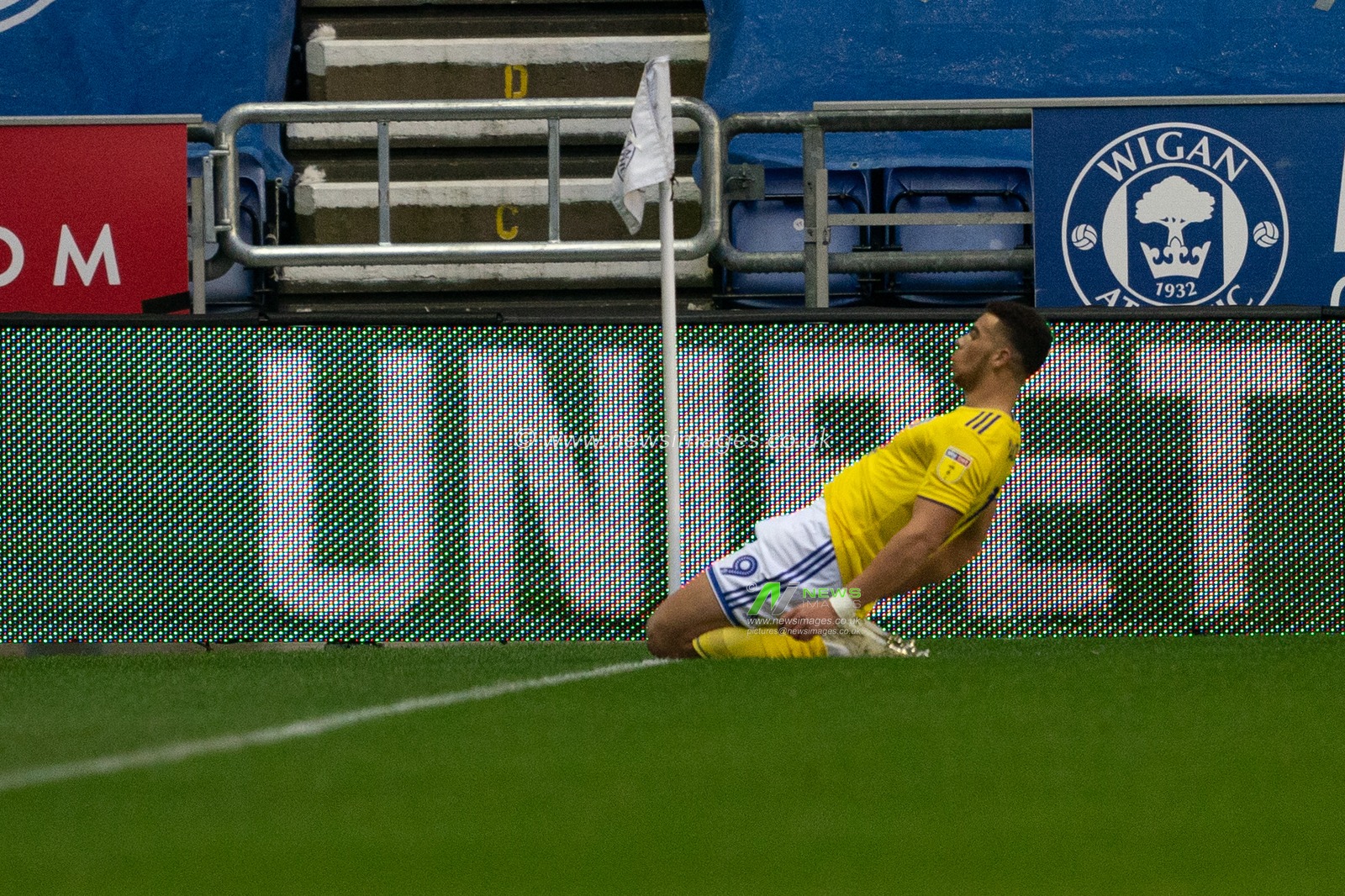 Birmingham City's Che Adams celebrates scoring his sides first goal 

22nd December 2018, DW Stadium, Wigan, England; Sky Bet Championship, Wigan Athletic vs Birmingham City ; 


Credit: Terry Donnelly/News Images

English Football League images are subject to DataCo Licence