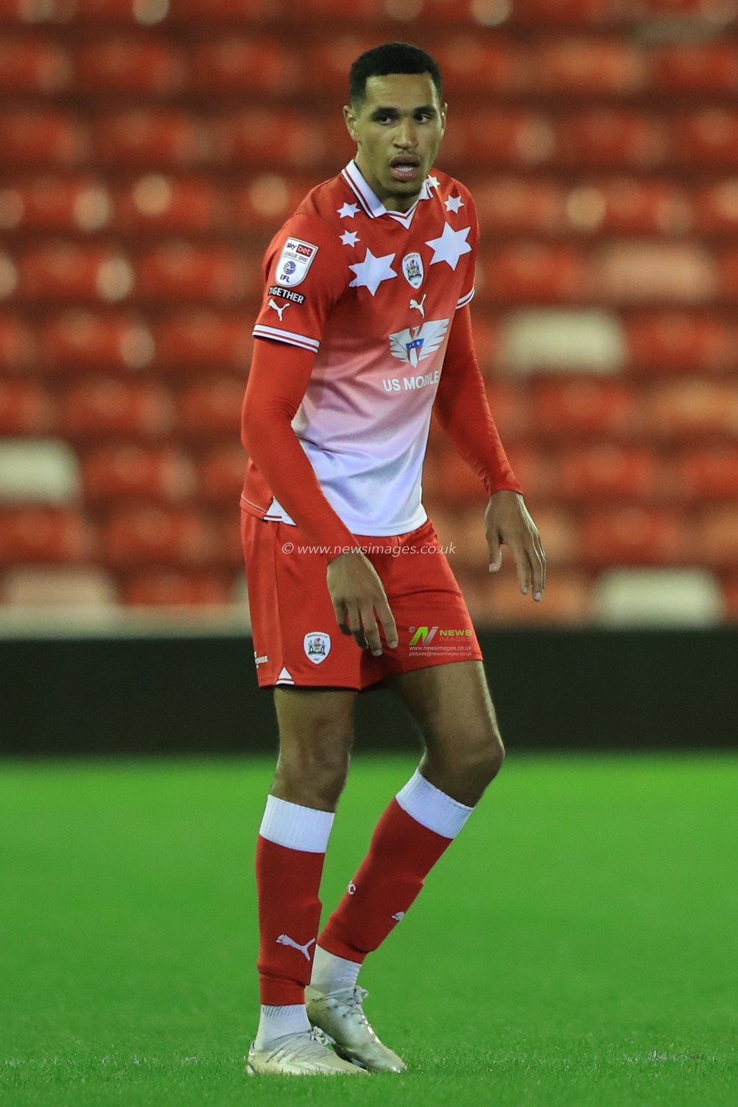 Jon Russell #3 of Barnsley during the EFL Trophy match Barnsley vs Manchester City U21 at Oakwell, Barnsley, United Kingdom, 26th September 2023

(Photo by Alfie Cosgrove/News Images)