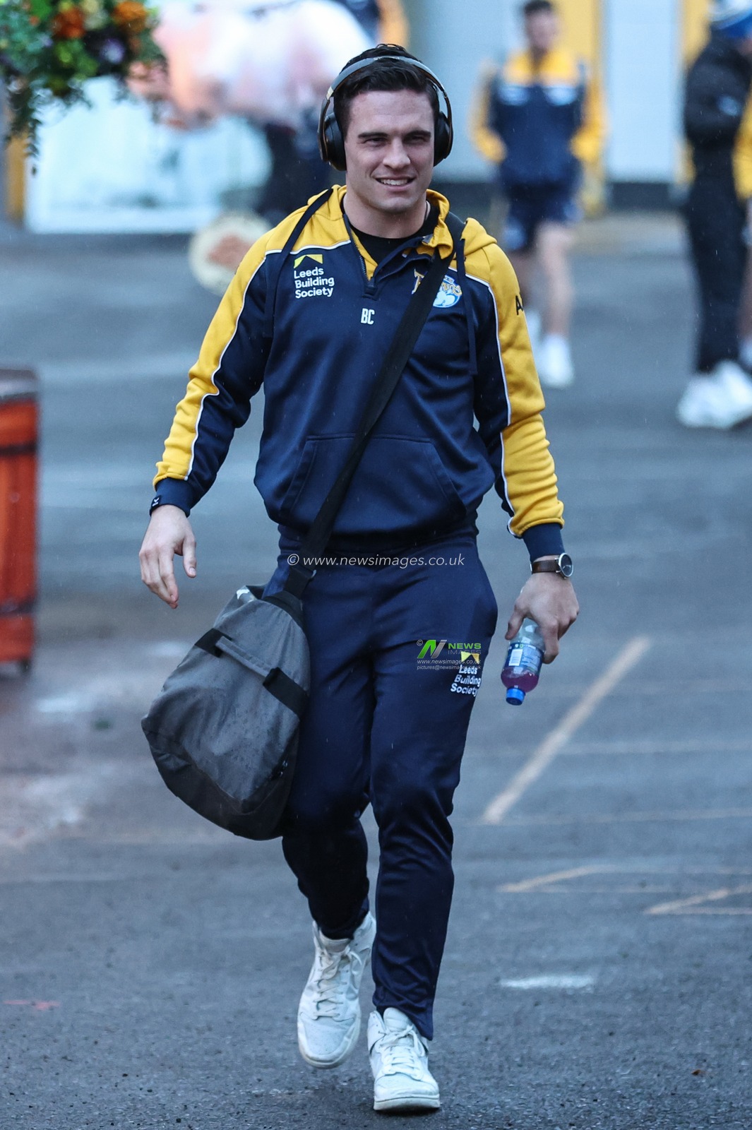 Brodie Croft of Leeds Rhinos arrives during the Betfred Super League Round 6 match Castleford Tigers vs Leeds Rhinos at The Mend-A-Hose Jungle, Castleford, United Kingdom, 28th March 2024

(Photo by Mark Cosgrove/News Images)