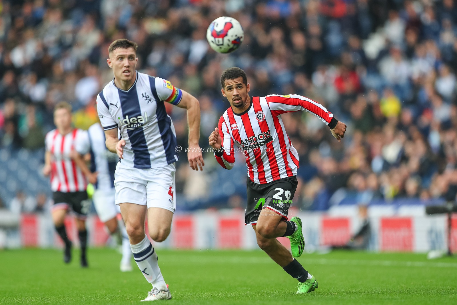 Iliman Ndiaye #29 of Sheffield United runs for the ball during the Sky Bet Championship match West Bromwich Albion vs Sheffield United at The Hawthorns, West Bromwich, United Kingdom, 29th October 2022

(Photo by Gareth Evans/News Images)