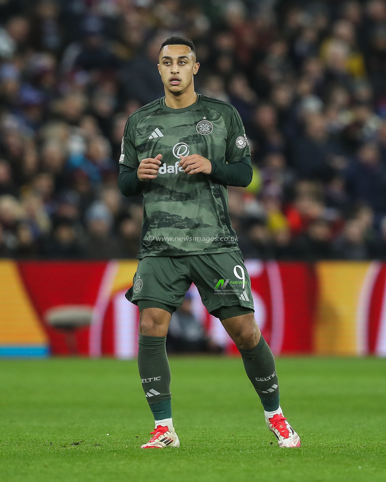 Adam Idah of Celtic during the UEFA Champions League Matchday 8 of 8 Aston Villa vs Celtic at Villa Park, Birmingham, United Kingdom, 29th January 2025

(Photo by Gareth Evans/News Images)