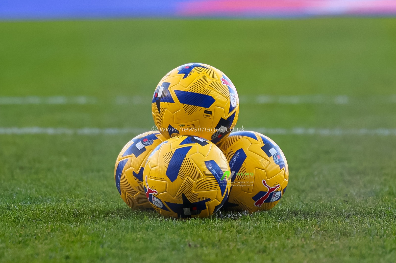 Training balls ahead of the Sky Bet Championship match Birmingham City vs Coventry City at St. Andrew's @ Knighthead Park, Birmingham, United Kingdom, 4th January 2026

(Photo by Euan Manning/News Images)

*** GER AUT SUI OUT ***