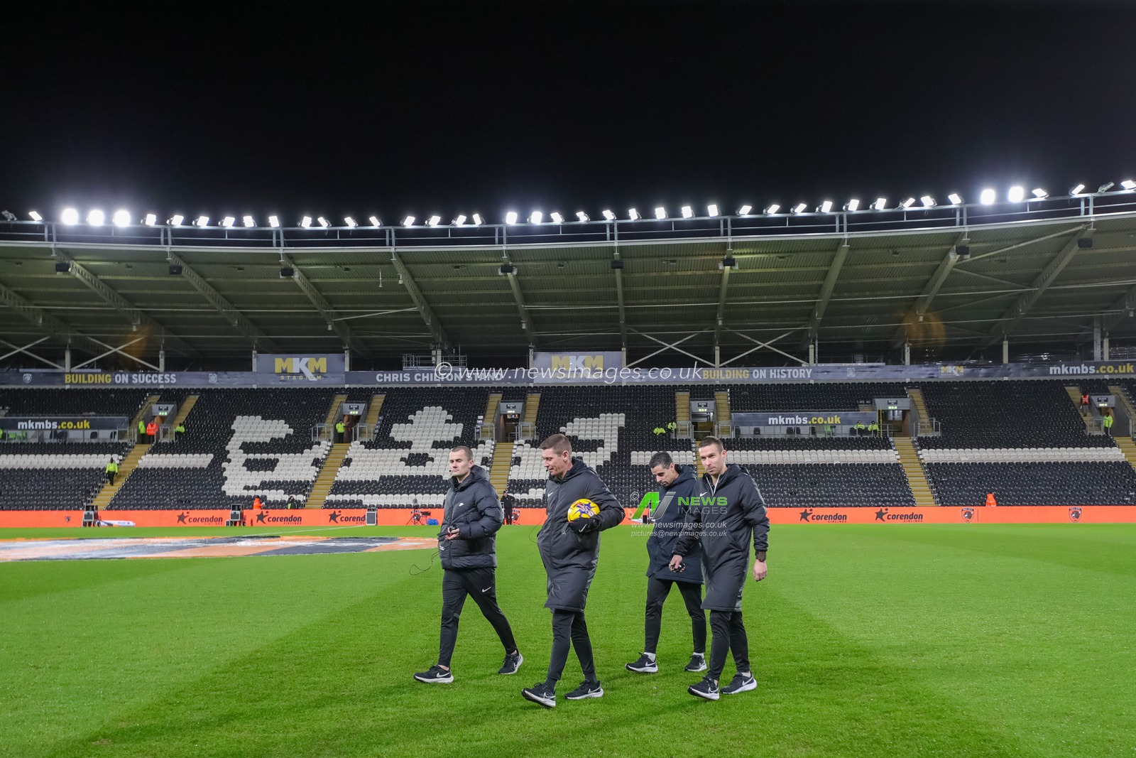 Referee Matthew Donohue and the match officials arrive at The MKM Stadium ahead of the Sky Bet Championship match Hull City vs Blackburn Rovers at MKM Stadium, Hull, United Kingdom, 29th December 2023

(Photo by James Heaton/News Images)